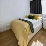 아파트 Centre - For 3 People By Renters 바르샤바