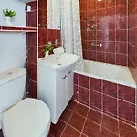 Centre - For 3 People By Renters *