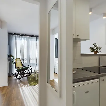 Apartment Centre - For 3 People By Renters