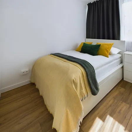 Apartment Centre - For 3 People By Renters Warschau